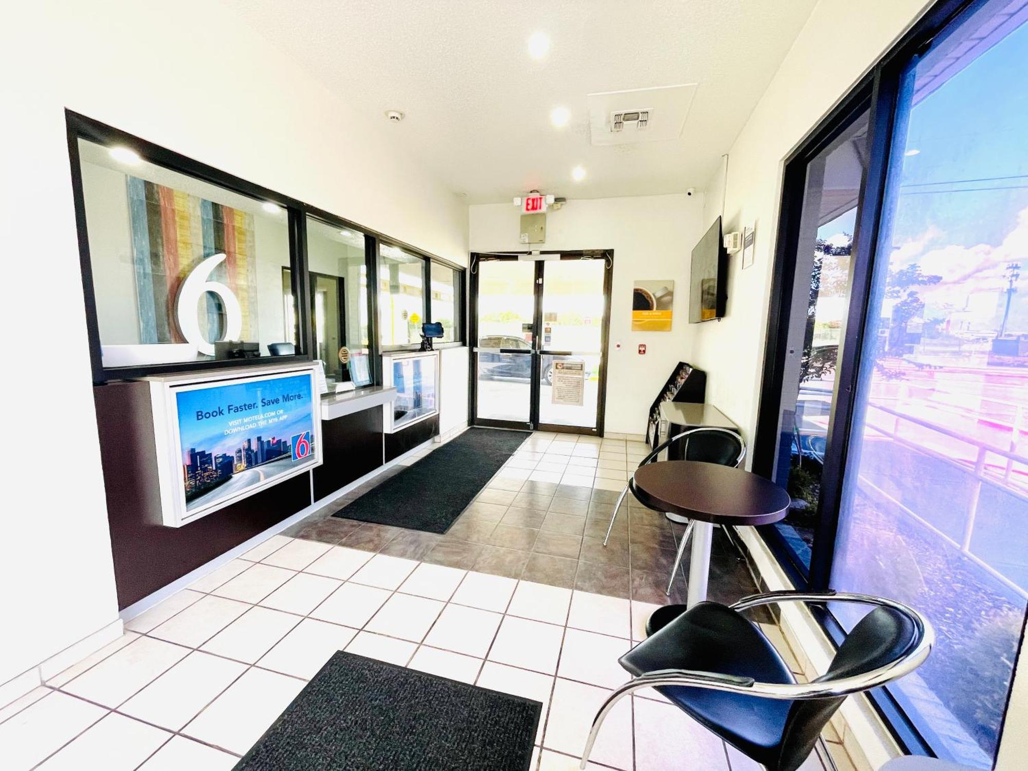 Motel 6-Duncanville, Tx - Dallas ภายนอก รูปภาพ