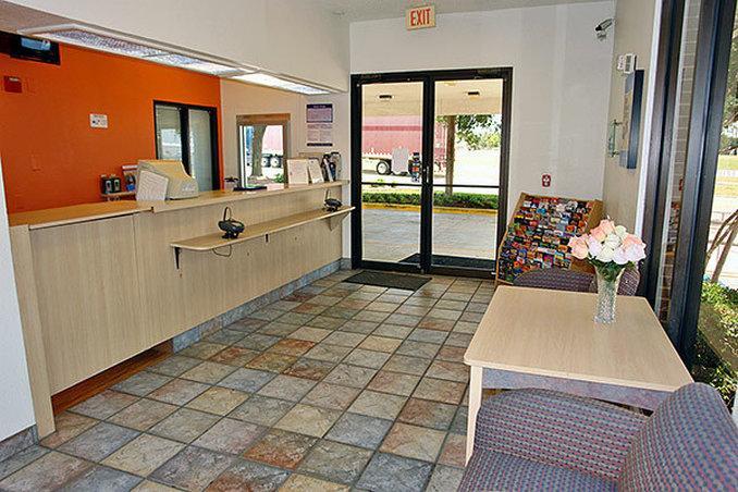 Motel 6-Duncanville, Tx - Dallas ภายนอก รูปภาพ